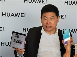 éf mobilní divize Huawei Richard Yu krátce po premiée smartphon ady P30