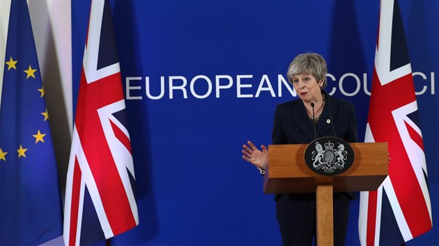 Britsk premirka Theresa May dala o odklad Brexitu z 29. bezna. (22. bezna 2019)