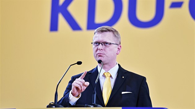 Končící předseda KDU-ČSL Pavel Bělobrádek na volebním sjezdu strany v Brně (29. března 2019)