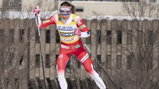Norská běžkyně na lyžích Ingvild Flugstad Östbergová na trati stíhacího závodu...