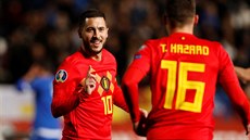Eden Hazard z Belgie (�elem) slaví svou trefu v kvalifika�ním utkání o Euro...