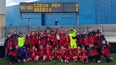�e�tí fotbaloví reprezentanti do devatenácti let slaví postup na mistrovství...