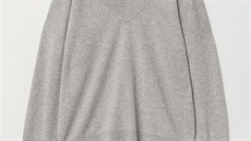 Kamírový svetr, H&M, 2 999 K