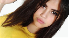 Selena3