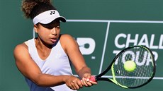 Mari Ósakaová na challengeru v Newport Beach.