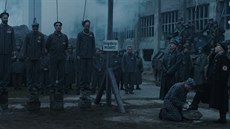 Kapela Rammstein provokuje v klipu narákami na koncentraní tábory