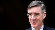 Britský konzervativec a výrazný euroskeptik Jacob Rees-Mogg (27. bezna 2019)