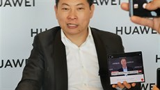 éf mobilní divize Huawei Richard Yu krátce po premiée smartphon ady P30