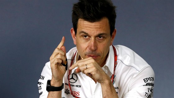 éf Mercedesu Toto Wolff