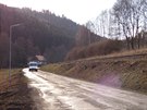 Poniená silnice mezi Adrpachem a Teplicemi nad Metují.