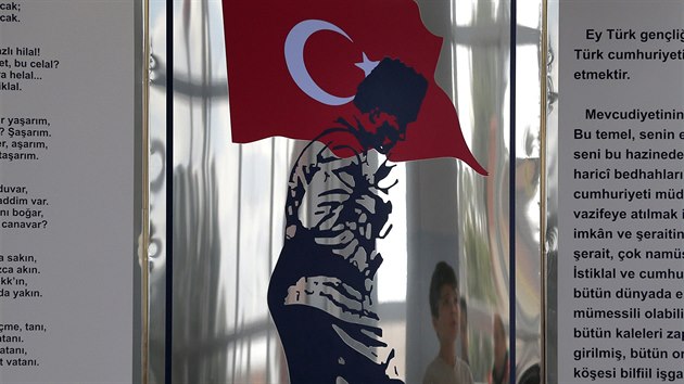 Turci hlasuj v mstnch volbch, kter jsou povaovny za test obliby prezidenta Recepa Tayyipa Erdogana. (31. bezna 2019)