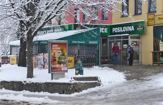 Pivnice Posilovna přilepená k Horáckému zimnímu stadionu v Jihlavě.