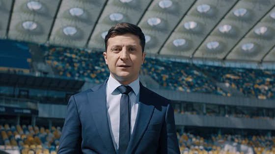 Zelenskyj pijal výzvu Poroenka k televizní debat