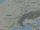 Trasa letadla, které se na cest z francouzského Cannes zítilo nedaleko...