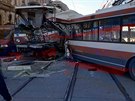 V brněnské ulici Křenová se srazil trolejbus s tramvají, která jela bez...
