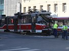 Pi srce tramvaje s trolejbusem na ulici Kenov v centru Brna se zranilo...