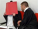 V Mnichov zaal soud s Nmkou, která elí obvinní, e jako lenka Islámského...