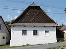 Podle Sdru�en� historick�ch s�del �ech, Moravy a Slezska je chalupa v...