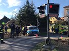 Na p�ejezdu v obci �enkov na P��bramsku se r�no srazil vlak se sanitkou,...