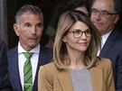 Mossimo Giannulli a Lori Loughlinová (Boston, 3. dubna 2019)
