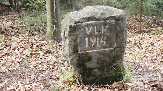 Pomník poslednímu zastřelenému vlkovi v Beskydech