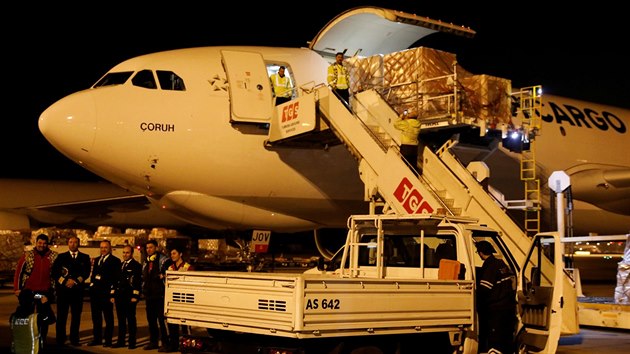 Airbus tureckch aerolinek na pvodnm istanbulskm letiti. (6.4.2019)