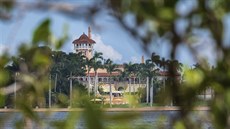 Floridská rezidence Mar-A-Lago amerického prezidenta Donalda Trumpa (březen...