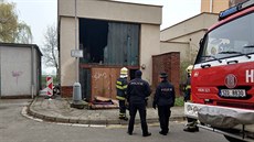 Při požáru bývalé kotelny v Kroměříži zemřeli dva muži (7. dubna 2019).