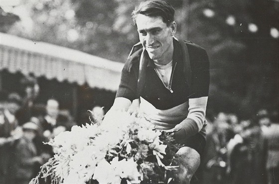 Marcel Kint, ampion Paí-Roubaix 1943.