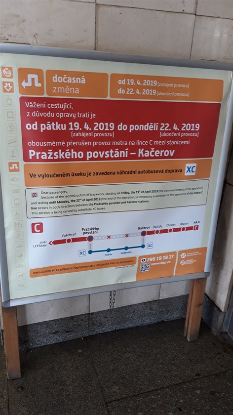 Pes Velikonoce 19.04.2019-22.04.2019 nepojede metro na lince C v úseku Praského Povstání-Kaerov. Dvodem je oprava trati.Náhradní dopravu zajistí ve vyloueném úseku jako tradin náhradní autobus  X-C. Informaní kampa ji zaala. Snímek ze stanice S