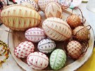 Kraslice Jaroslavy Va�ousov� z Chebu zdoben� dr�tkov�n�m