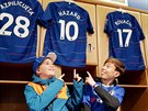NEJÁDANJÍ DRES. Nejvtí hvzdou Chelsea je Eden Hazard, mezi fanouky je i...