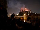 Poár paíské katedrály Notre-Dame (15. 4. 2019)