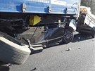 Nehoda na dlnici D5 u Rokycan, srazila se tyi vozidla - dv nkladn a dv...