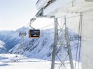 Stubai. Nejdelí tílanová kabinová lanovka v Alpách má luxusní design kabinek,...