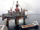 Norská ropná ploina Sleipner v Severním moi.
