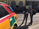 V pražské Sokolovské ulici se v odpoledních hodinách srazila tramvaj s autem. ...