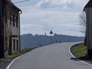 Nov silnice spojuje ervenou Vodou, Horn a Doln Bokovice a hranin...