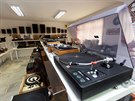 Muzeum gramofon v Loticch na umpersku m ve sbrce okolo t stovek tchto...