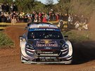 Vz Ford Fiesta WRC, který v mistrovství svta ídil Fin Teemu Suninen, si pro...