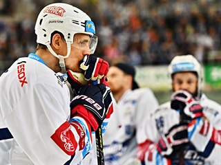 Hokejisté brněnské Komety smutní po vyřazení v semifinále extraligového play...