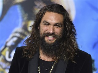 Jason Momoa na premiéře filmu Aquaman (Los Angeles, 12. prosince 2018)