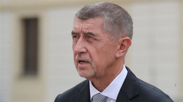 Premir Andrej Babi oznmil na Praskm hrad jmna dvou novch ministr. (10. dubna 2019)