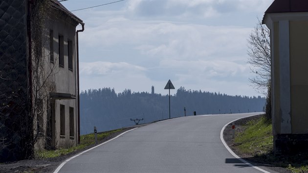 Nová silnice spojuje Červenou Vodou, Horní a Dolní Boříkovice a hraniční přechod Dolní Lipka.