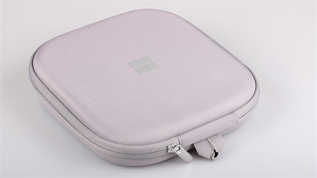 Microsoft Surface Headphones: pevn transportn pouzdro.