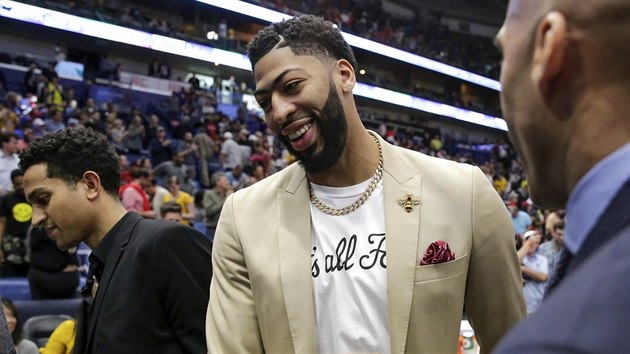 Anthony Davis z New Orleans v triku s npisem That's All Folks