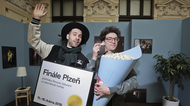 Dvaatřicátý ročník filmového festivalu Finále provázela moderátorská dvojice Petr Vančura a Jan Cina. (11. 4. 2019)