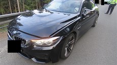 Cizinec uhánl eskem s kradeným BMW (10. dubna 2019).
