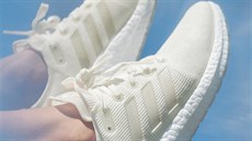 Firma Adidas pedstavila plastové becké boty Futurecraft.Loop, které se dají...