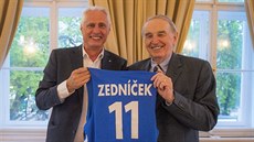 Ji�í Zední�ek na oslav� 50 let od triumfu Slavie V� Praha v Poháru vít�z� pohár� v roce 2019.